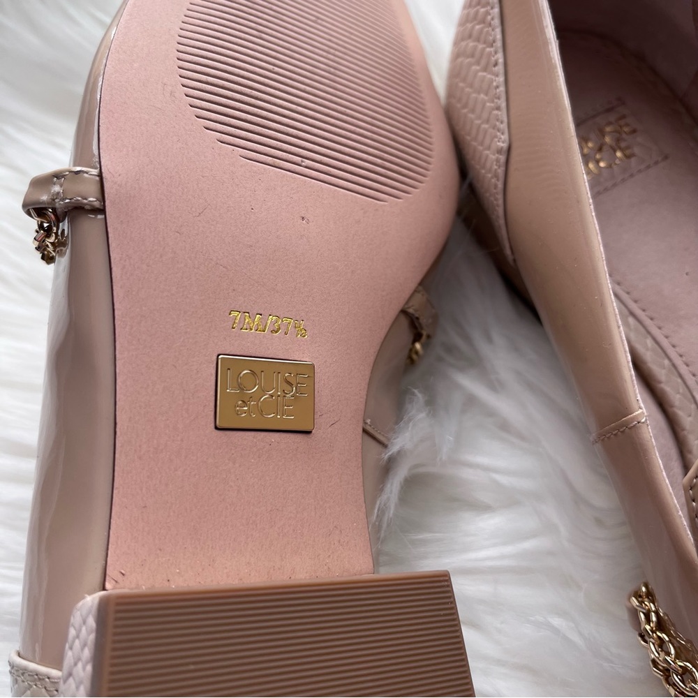 Louise et Cie | NWOT Nude Patent Leather Scales Chain Accent Everland Loafers - Picture 8 of 8